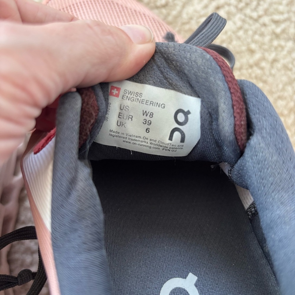 On Running Women's Cloudstratus Pink Red Running Shoes Size 8 - Picture 7 of 9